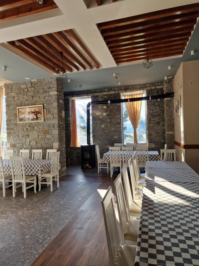 Kutal Park Inn Hotel Përmet エクステリア 写真